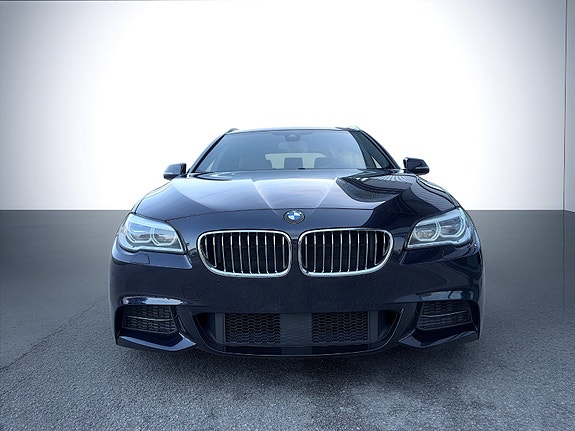 BMW 5-Serie 9 of 30