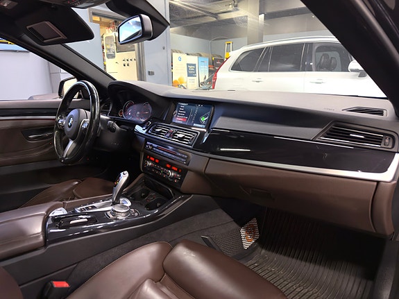 BMW 5-Serie 25 of 30