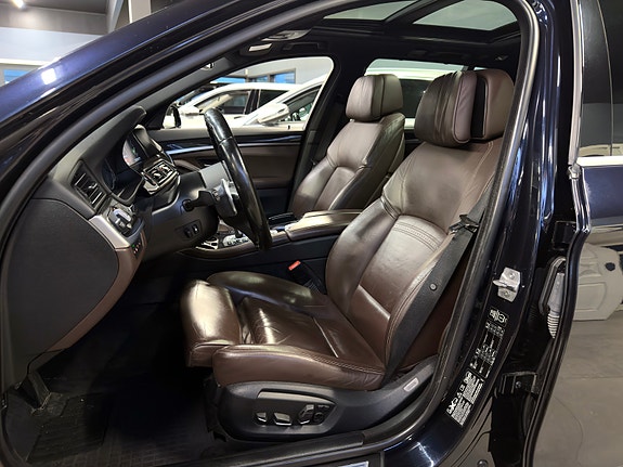 BMW 5-Serie 11 of 30