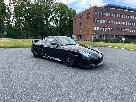 Porsche 911 Turbo 9 of 13