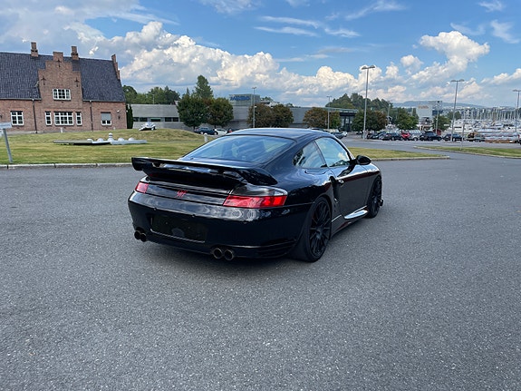 Porsche 911 Turbo 6 of 13