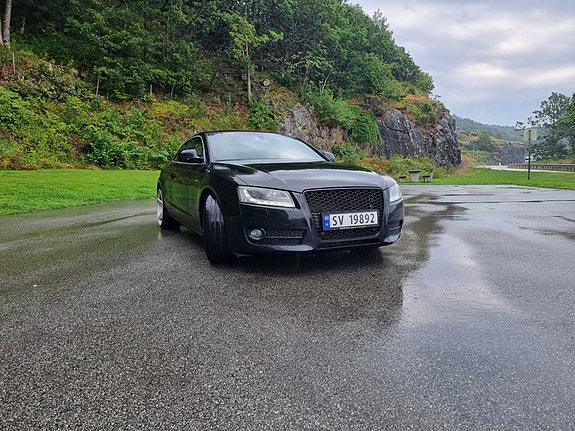 Audi A5 2 of 10
