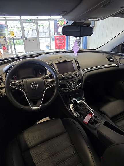 Opel Insignia 8 of 18