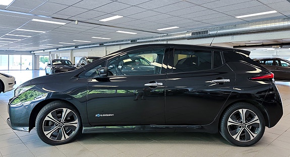 Nissan Leaf 5 of 5