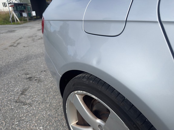 Audi A4 6 of 29