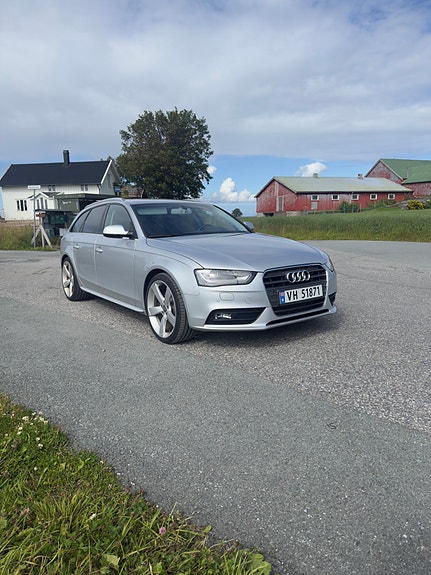 Audi A4 3 of 29