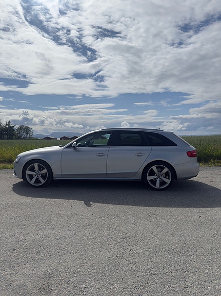 Audi A4 10 of 29