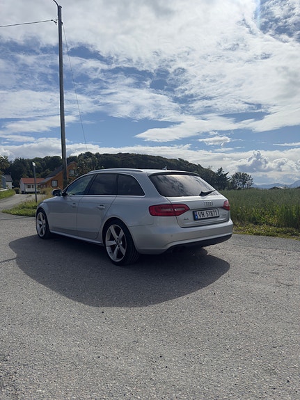 Audi A4 9 of 29