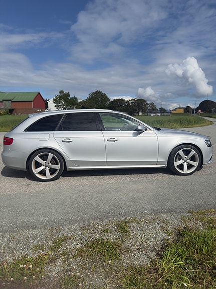 Audi A4 4 of 29