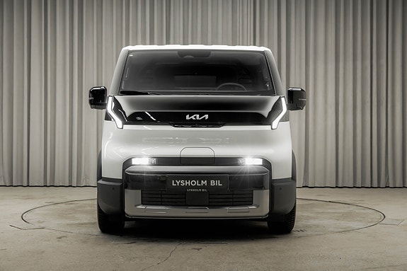 Kia PV5 8 of 29