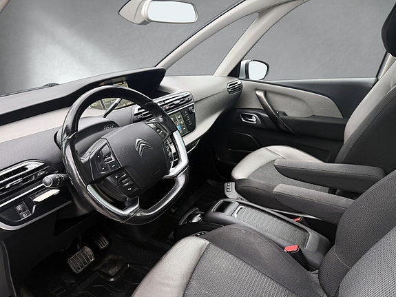 Citroen Grand C4 Picasso 11 of 30