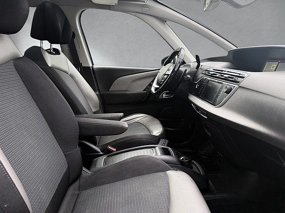 Citroen Grand C4 Picasso 16 of 30