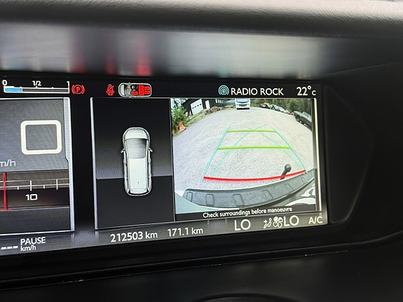 Citroen Grand C4 Picasso 26 of 30