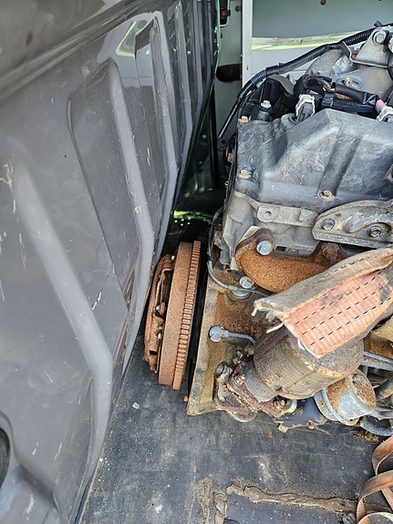 Toyota HiAce 8 of 23
