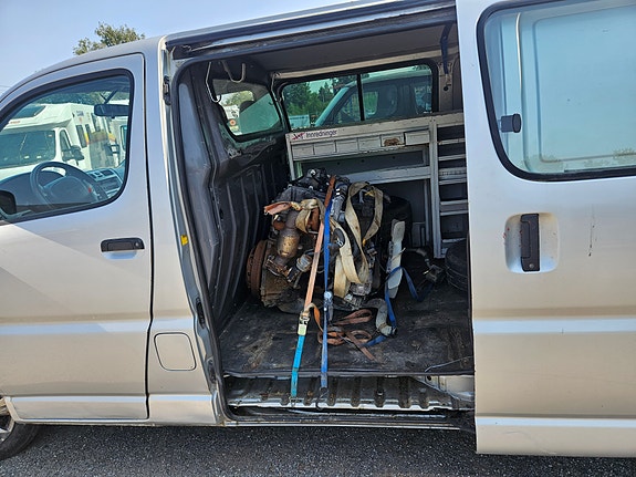 Toyota HiAce 11 of 23