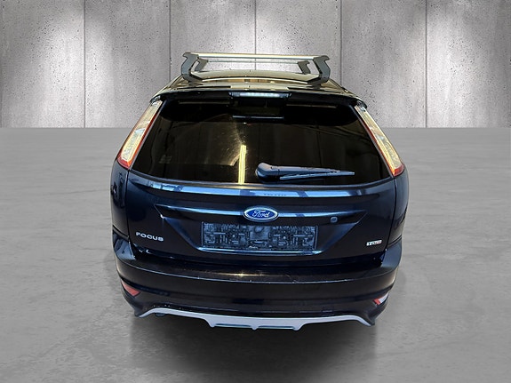 Ford Focus 7 of 15