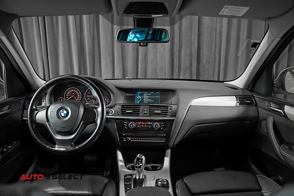 BMW X3 28 of 30