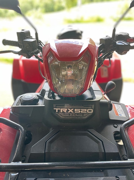 Honda TRX 520 fa6 2 of 18