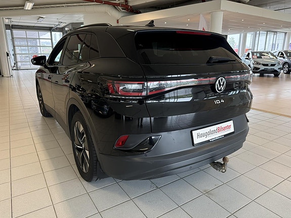 Volkswagen ID.4 3 of 5