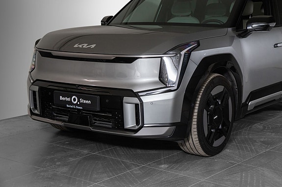 Kia EV9 2 of 30