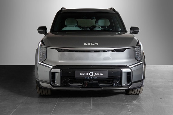 Kia EV9 3 of 30