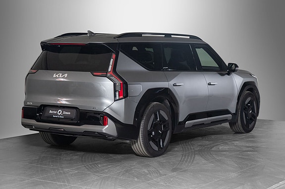 Kia EV9 4 of 30
