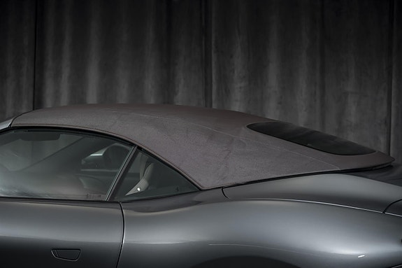 Ferrari Roma Spider 10 of 30