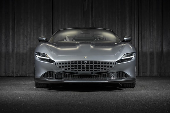 Ferrari Roma Spider 8 of 30