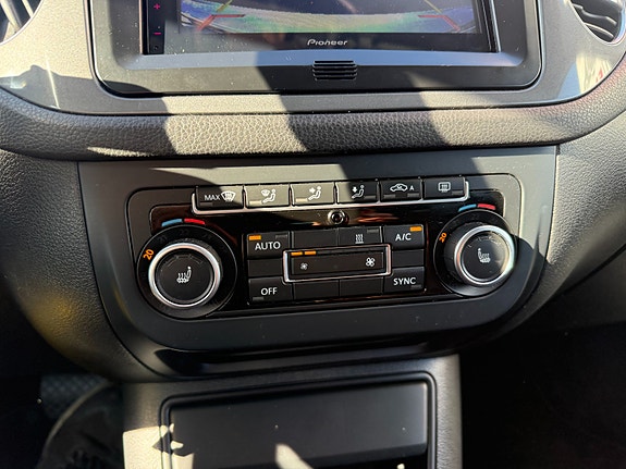 Volkswagen Tiguan 15 of 17