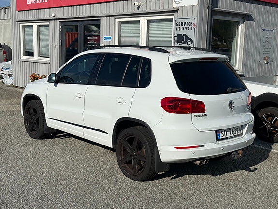 Volkswagen Tiguan 4 of 17