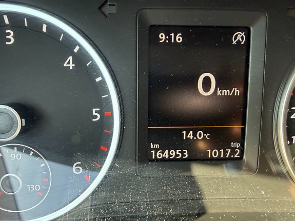 Volkswagen Tiguan 14 of 17