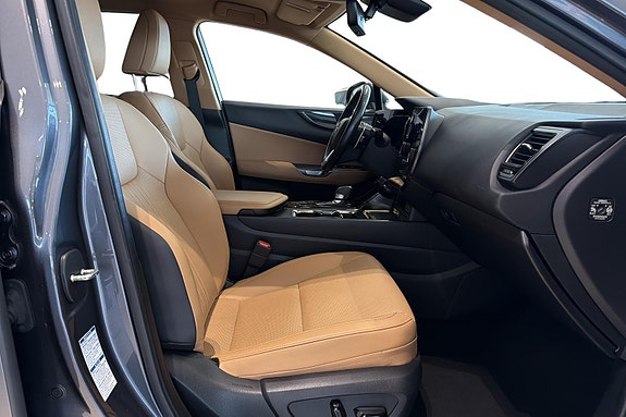 Lexus NX450h 24 of 28