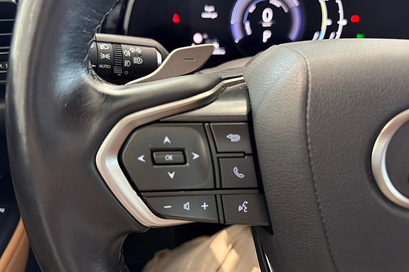 Lexus NX450h 19 of 28