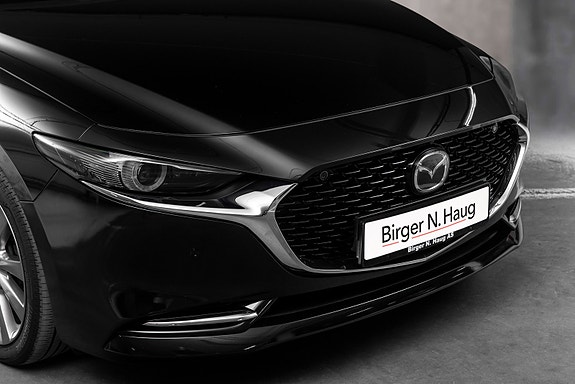 Mazda 3 3 of 5