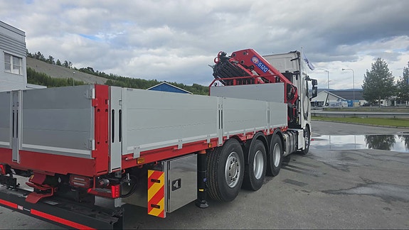 Scania Super80 R560 med HMF 6120, Flyjib, Vinsj 3 of 9