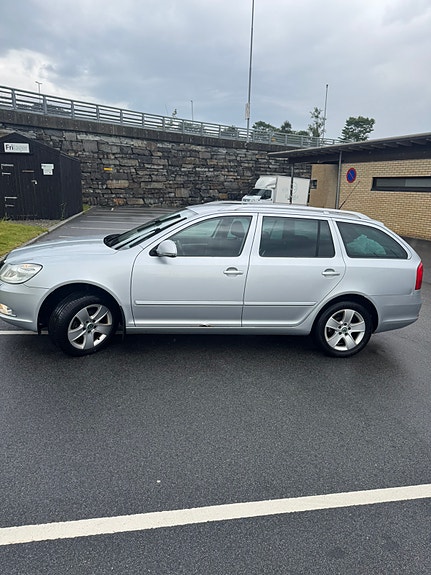 Skoda Octavia 4 of 5