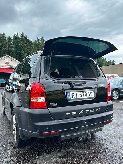 SsangYong Rexton 6 of 23