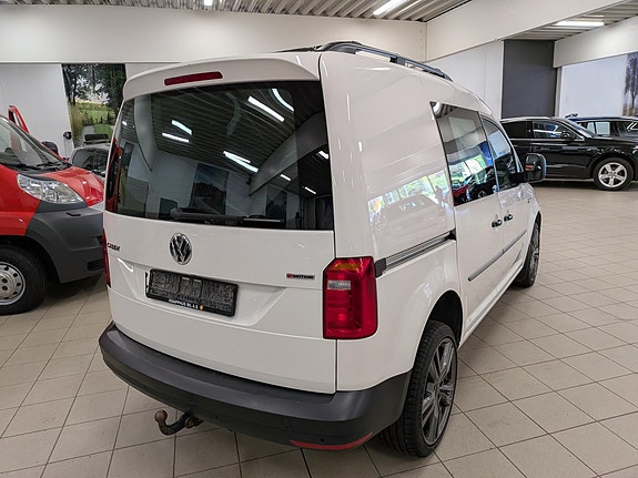 Volkswagen Caddy 5 of 5