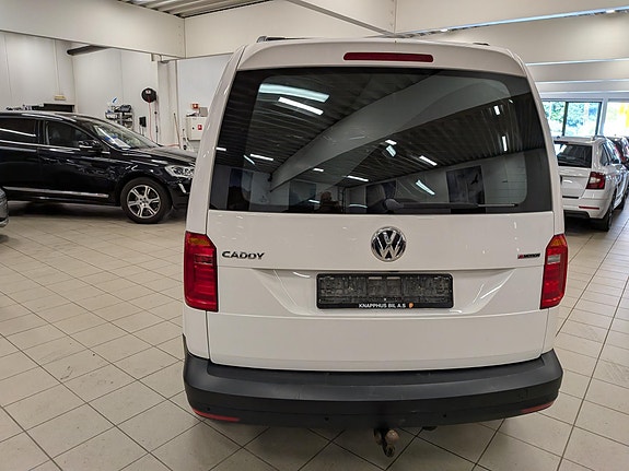 Volkswagen Caddy 4 of 5
