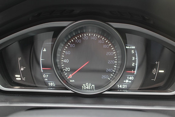 Volvo V40 10 of 20