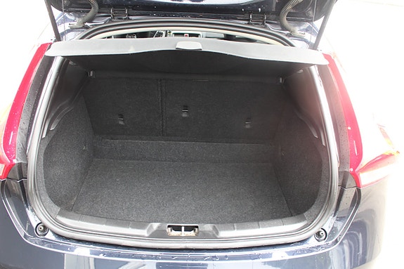 Volvo V40 5 of 20