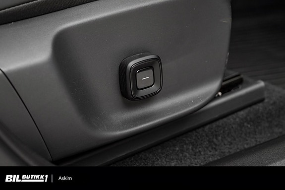 Volvo EX30 CC 27 of 30