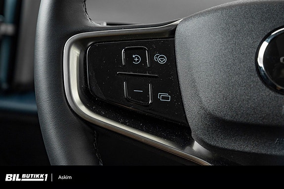 Volvo EX30 CC 15 of 30