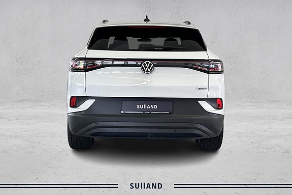Volkswagen ID.4 4 of 5