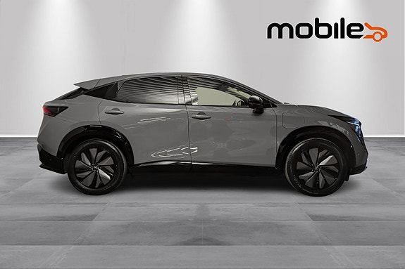 Nissan Ariya 3 of 30