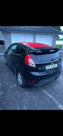 Ford Fiesta 2 of 6