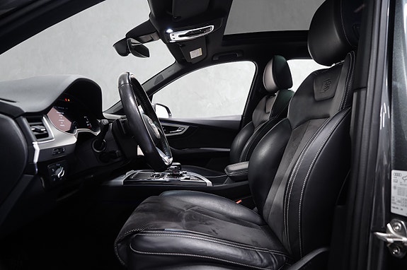 Audi Q7 17 of 30