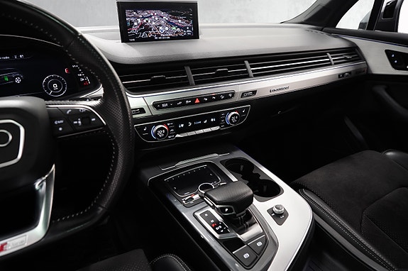 Audi Q7 26 of 30