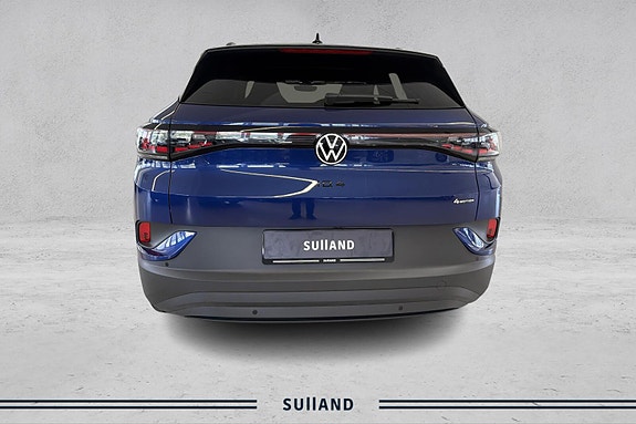 Volkswagen ID.4 4 of 5