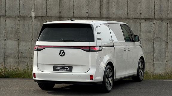 Volkswagen ID. Buzz 7 of 30